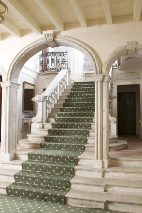 Отель Hotel Palazzo Novello  Монтичиари
